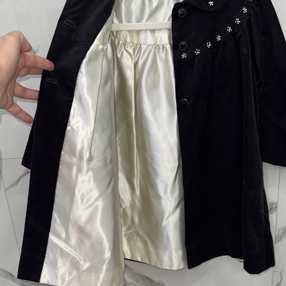 Vintage Blck Velve Pearl Flower Embroidered Vintage Coat Silk Lining Girls 2/3 - Picture 4 of 5